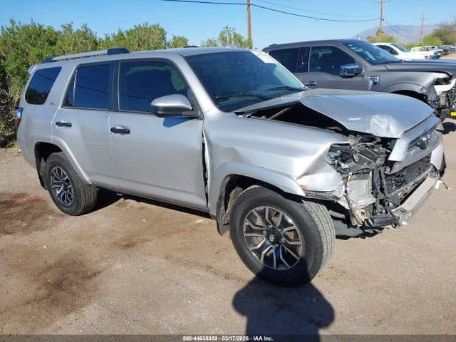 2023 TOYOTA 4RUNNER SR5 1
