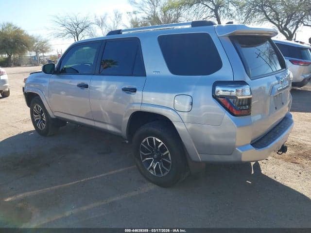 2023 TOYOTA 4RUNNER SR5 3