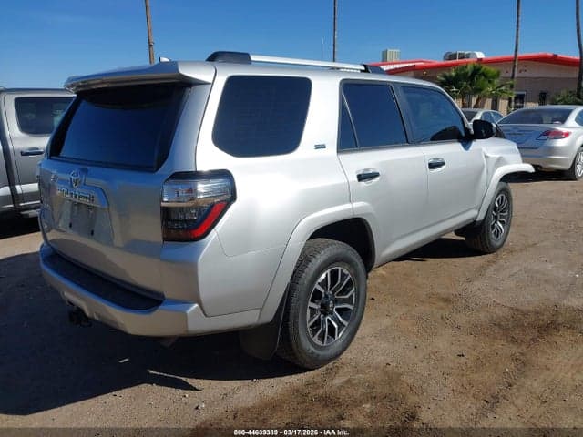 2023 TOYOTA 4RUNNER SR5 4