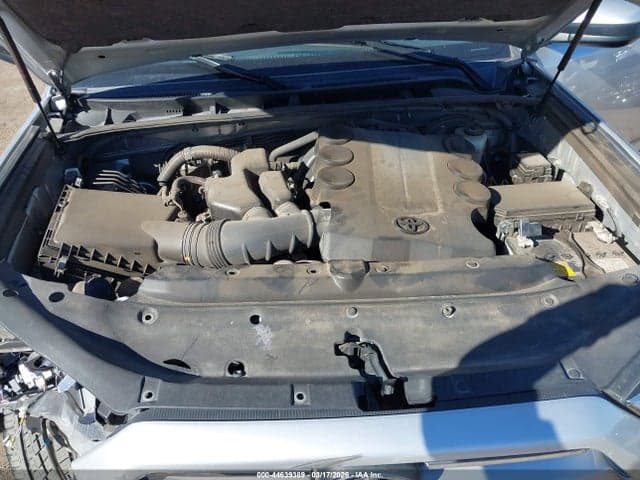 2023 TOYOTA 4RUNNER SR5 10