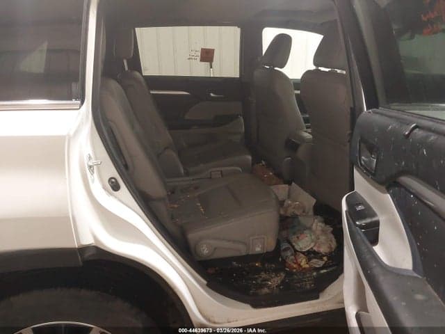 2019 TOYOTA HIGHLANDER XLE 8