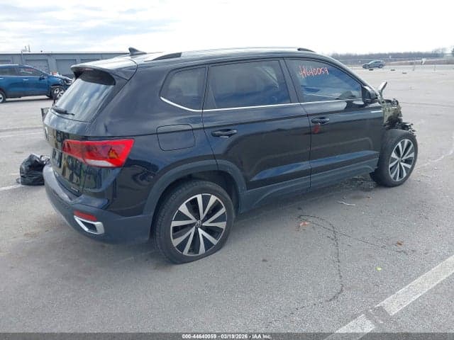 2022 VOLKSWAGEN TAOS 1.5T SE 4