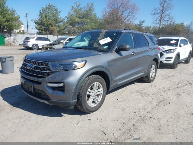 2023 FORD EXPLORER XLT 2