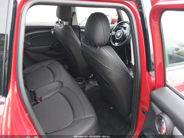 2024 MINI HARDTOP COOPER 8