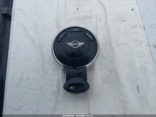 2013 MINI COUNTRYMAN COOPER 11