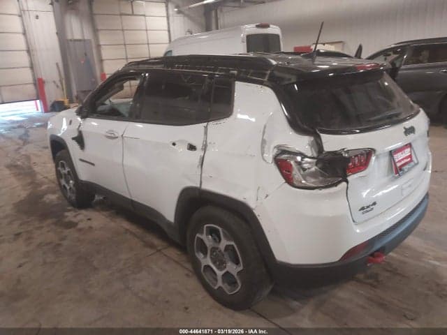 2022 JEEP COMPASS TRAILHAWK 4X4 3