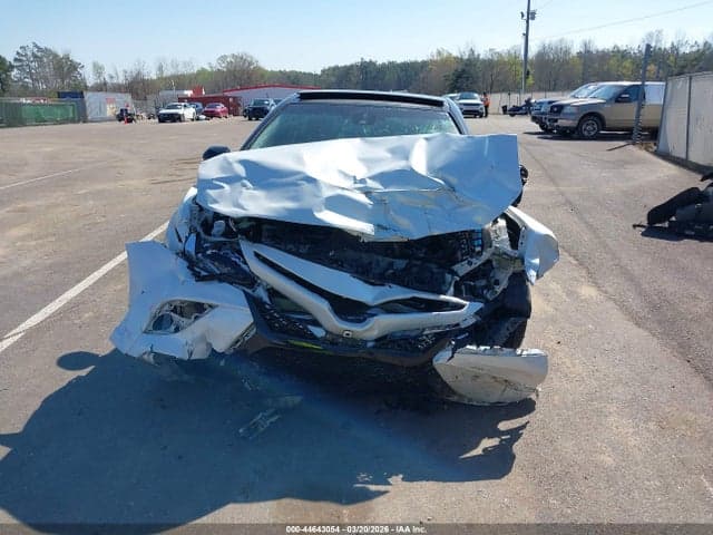 2018 TOYOTA CAMRY XSE 13