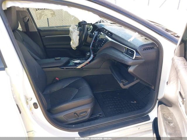 2018 TOYOTA CAMRY XSE 5