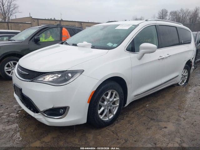 2020 CHRYSLER PACIFICA TOURING L 2