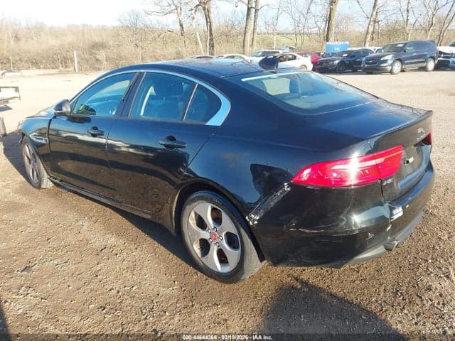 2017 JAGUAR XE 3