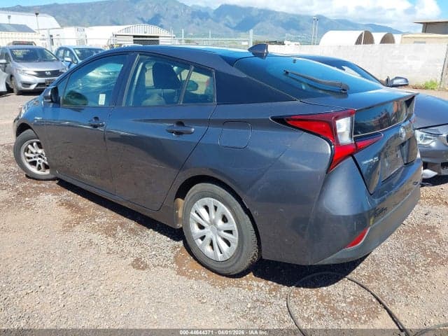 2021 TOYOTA PRIUS LE 3