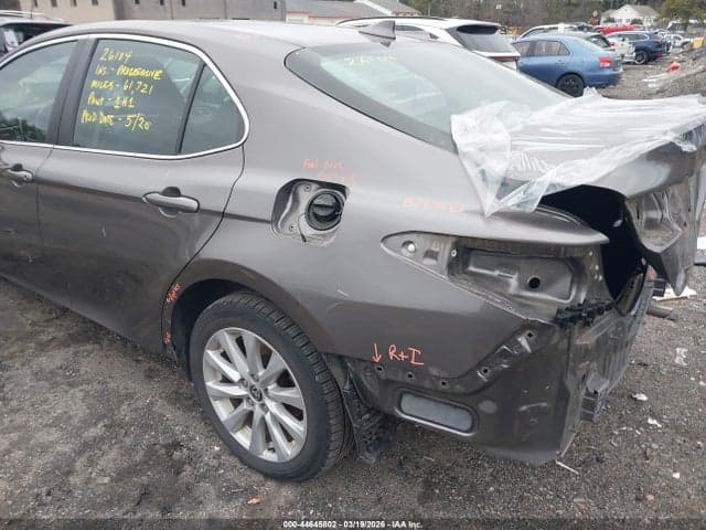 2020 TOYOTA CAMRY LE 3