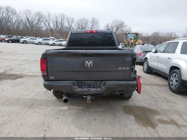 2017 RAM 1500 EXPRESS 4X4 6'4 BOX 17