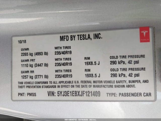 2018 TESLA MODEL 3 LONG RANGE/PERFORMANCE 9