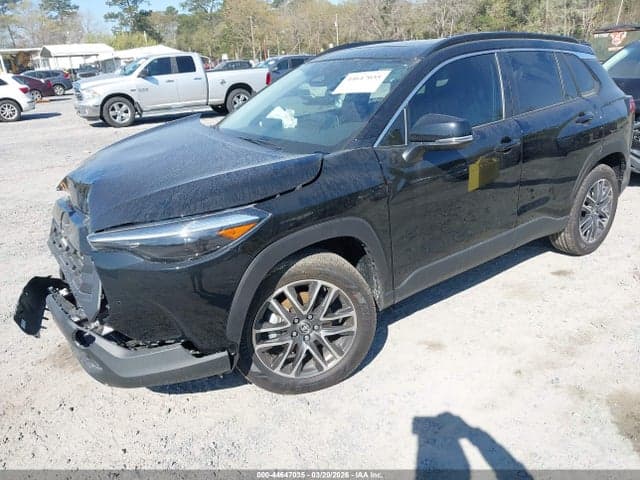 2026 TOYOTA COROLLA CROSS XLE 2