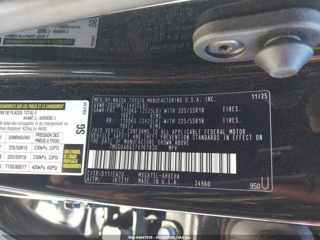 2026 TOYOTA COROLLA CROSS XLE 9