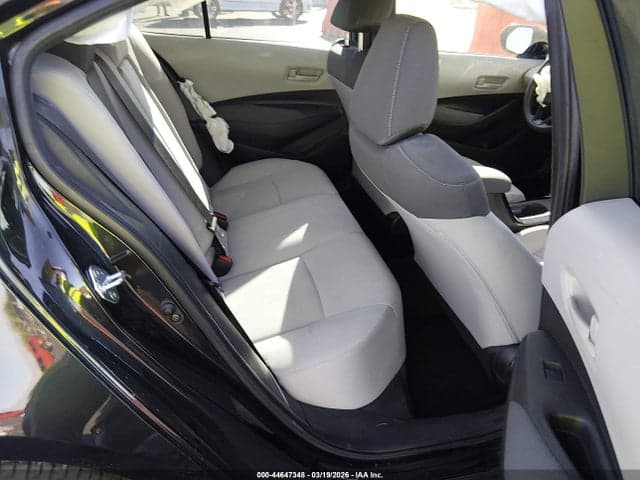 2022 TOYOTA COROLLA LE 8