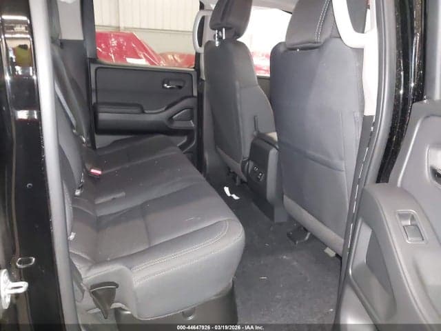 2024 NISSAN FRONTIER SV 4X4 8