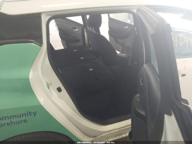 2023 NISSAN LEAF S 40 KWH 8
