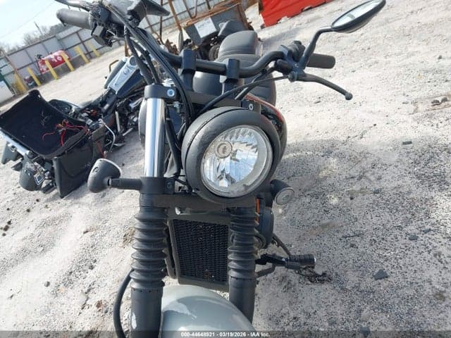 2024 HONDA VT750 C2B 5
