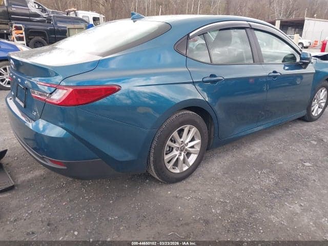 2025 TOYOTA CAMRY LE 4