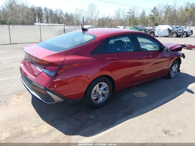 2026 HYUNDAI ELANTRA SE 4