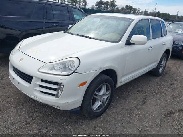 2010 PORSCHE CAYENNE 2