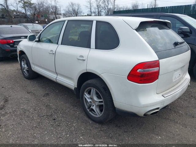 2010 PORSCHE CAYENNE 3
