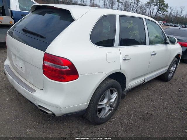 2010 PORSCHE CAYENNE 4
