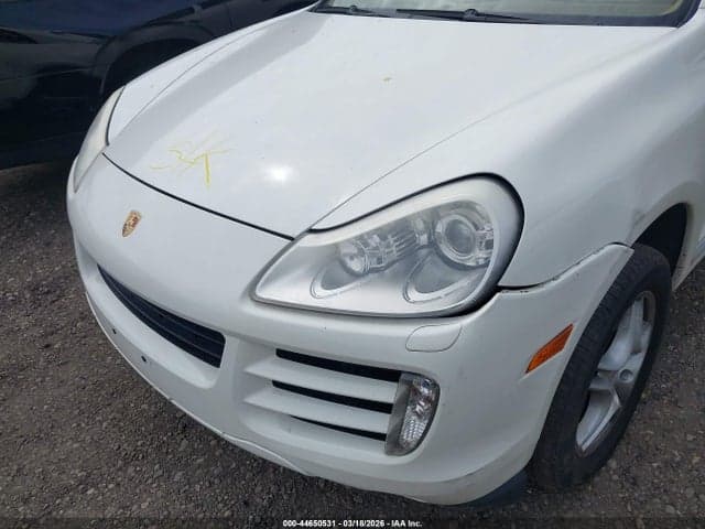 2010 PORSCHE CAYENNE 6