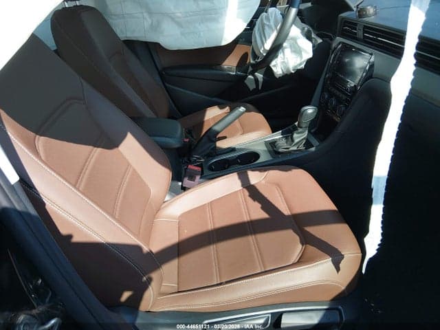 2022 VOLKSWAGEN PASSAT 2.0T SE 5