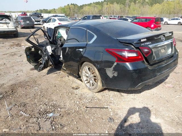 2017 NISSAN ALTIMA 2.5 SR 3