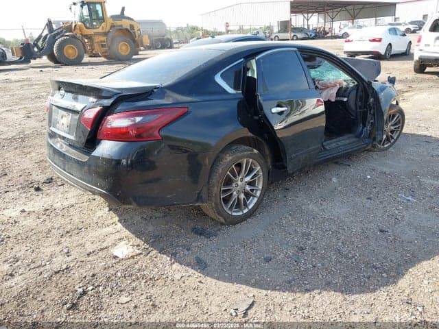2017 NISSAN ALTIMA 2.5 SR 4