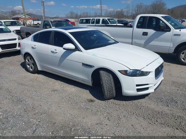 2017 JAGUAR XE 25T - 1