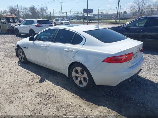 2017 JAGUAR XE 25T 3