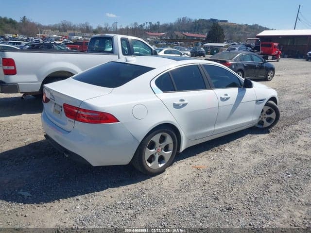 2017 JAGUAR XE 25T 4