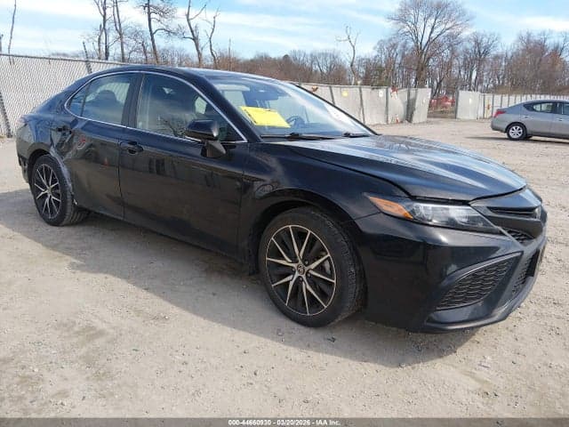 2023 TOYOTA CAMRY SE AWD 2