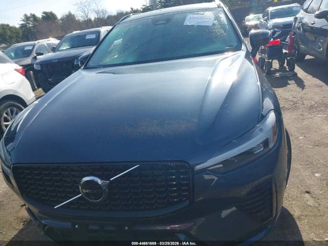 2024 VOLVO XC60 B5 PLUS DARK THEME 12