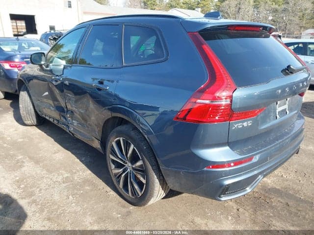 2024 VOLVO XC60 B5 PLUS DARK THEME 3