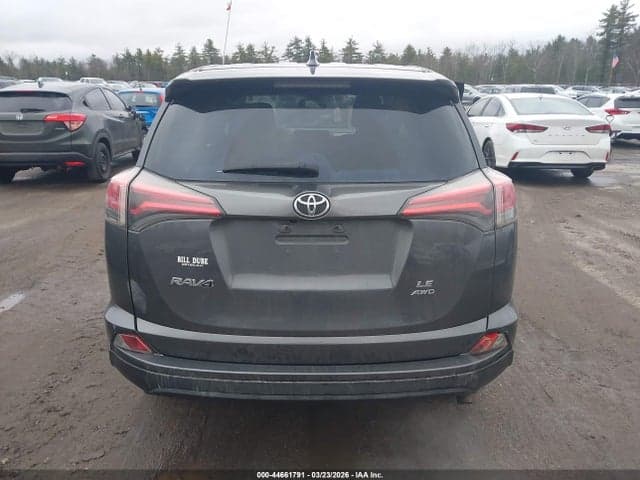 2018 TOYOTA RAV4 LE 17