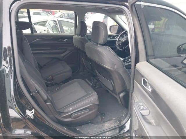2023 JEEP GRAND CHEROKEE L LAREDO 4X4 8