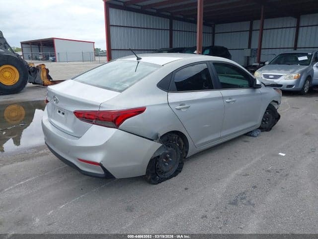 2021 HYUNDAI ACCENT SE 4