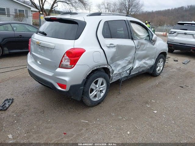 2019 CHEVROLET TRAX LT 4