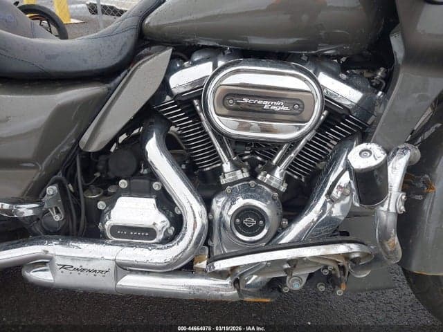 2019 HARLEY-DAVIDSON FLTRX 8