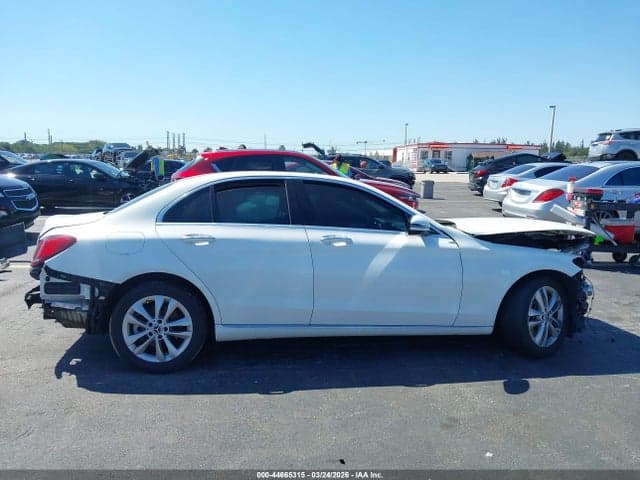 2019 MERCEDES-BENZ C 300 13