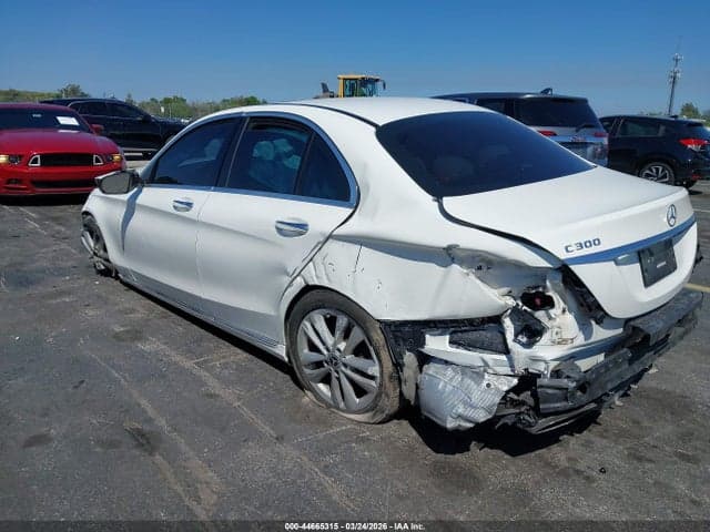 2019 MERCEDES-BENZ C 300 3