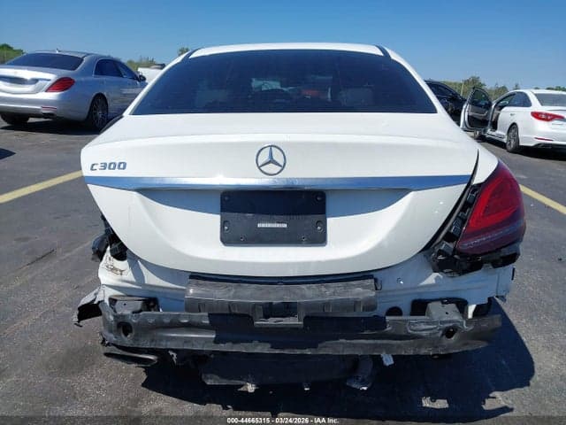 2019 MERCEDES-BENZ C 300 6