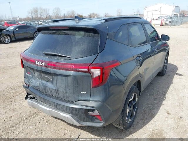 2025 KIA SELTOS S 4