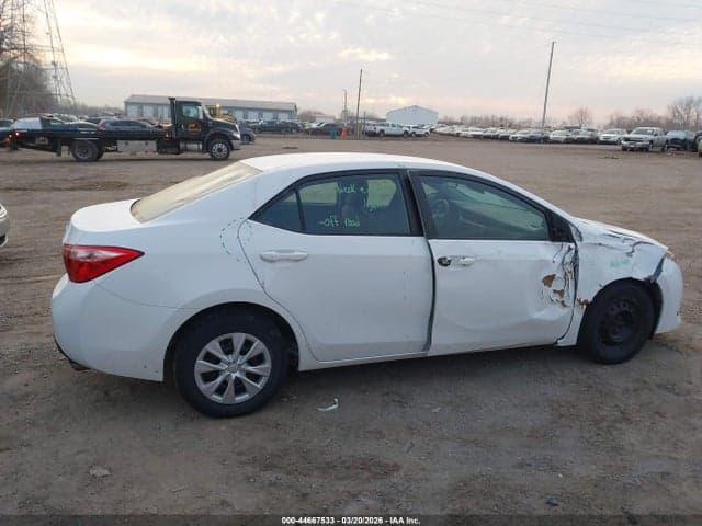 2018 TOYOTA COROLLA L 13