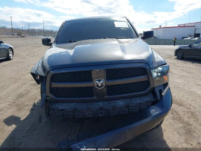 2018 RAM 1500 EXPRESS 4X4 6'4 BOX 13